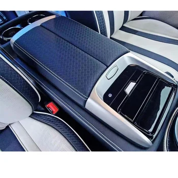 Автоматическая Модификация 2023 Аксессуары Для Интерьера Автомобиля Мобильный Автомобильный Холодильник с Подстаканником Сжатый Холодильник Для Benz V Class