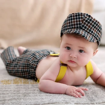 Фотосъемка новорожденных, студия одежды для маленьких джентльменов, реквизит для детских фотосессий, аксессуары, шляпа для мальчиков + комплект комбинезонов, клетчатый костюм